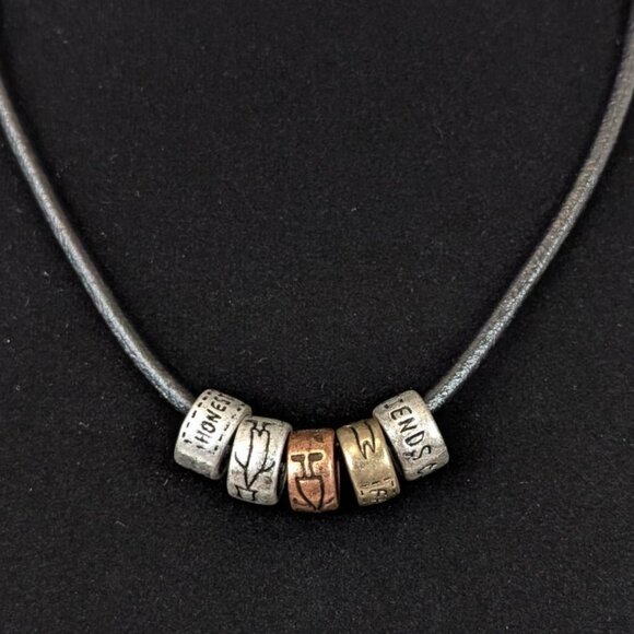 (2/$20) Premier Designs 5 Ring Pendant Necklace - Picture 3 of 5